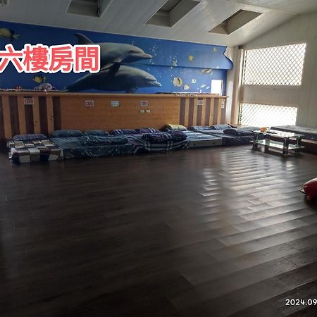 Dolphin Castle Bed & Breakfast Donggang Rom bilde