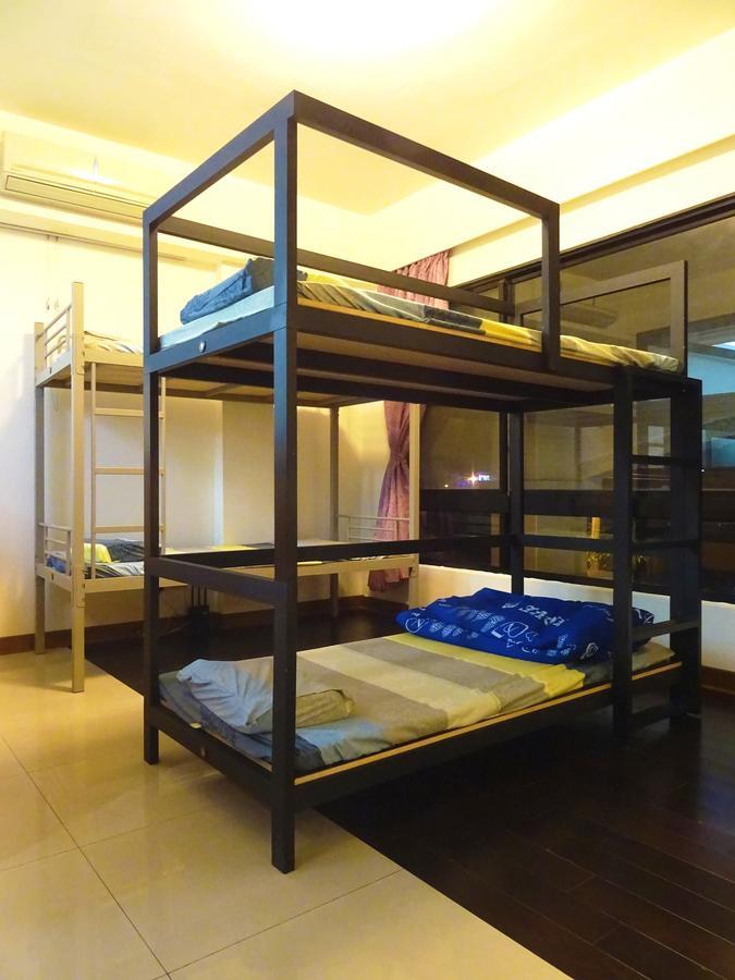 Dolphin Castle Bed & Breakfast Donggang Eksteriør bilde
